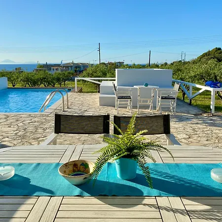 Holiday home Betty's