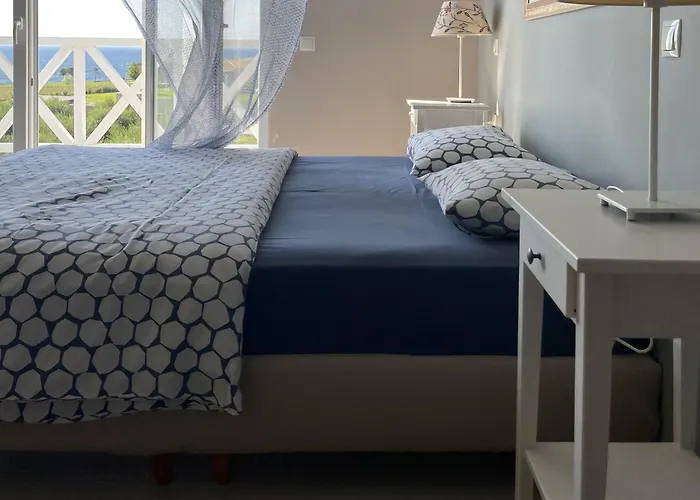 Betty's Nyaraló Korakohóri